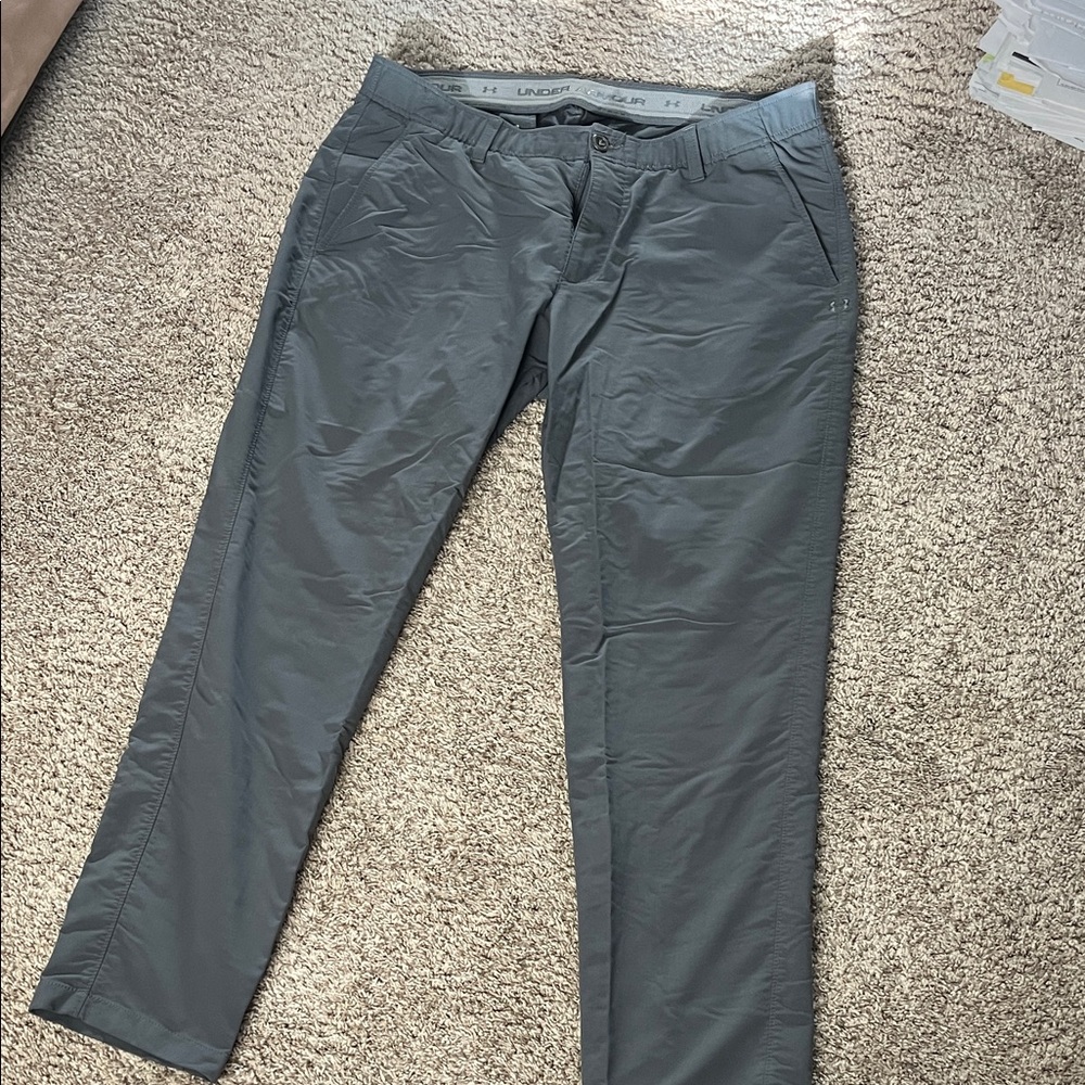 Under Armour Men's Gray golf pants 38/30